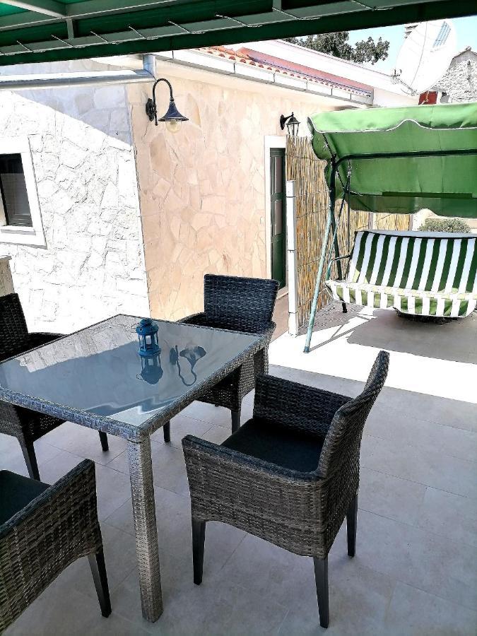 Apartmani Kremena Small Beach 200M Klek Extérieur photo