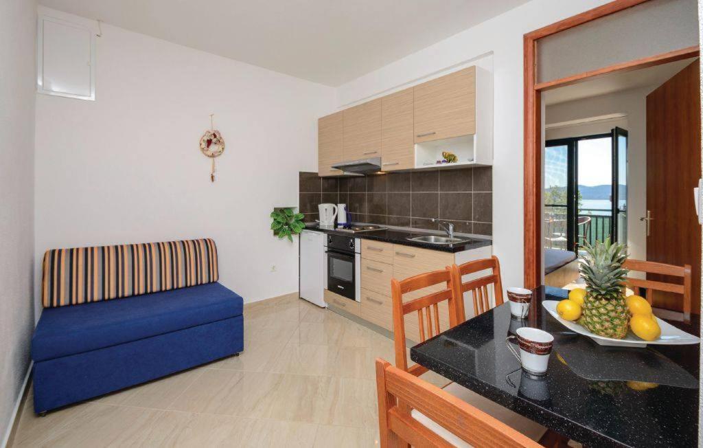 Apartmani Kremena Small Beach 200M Klek Extérieur photo