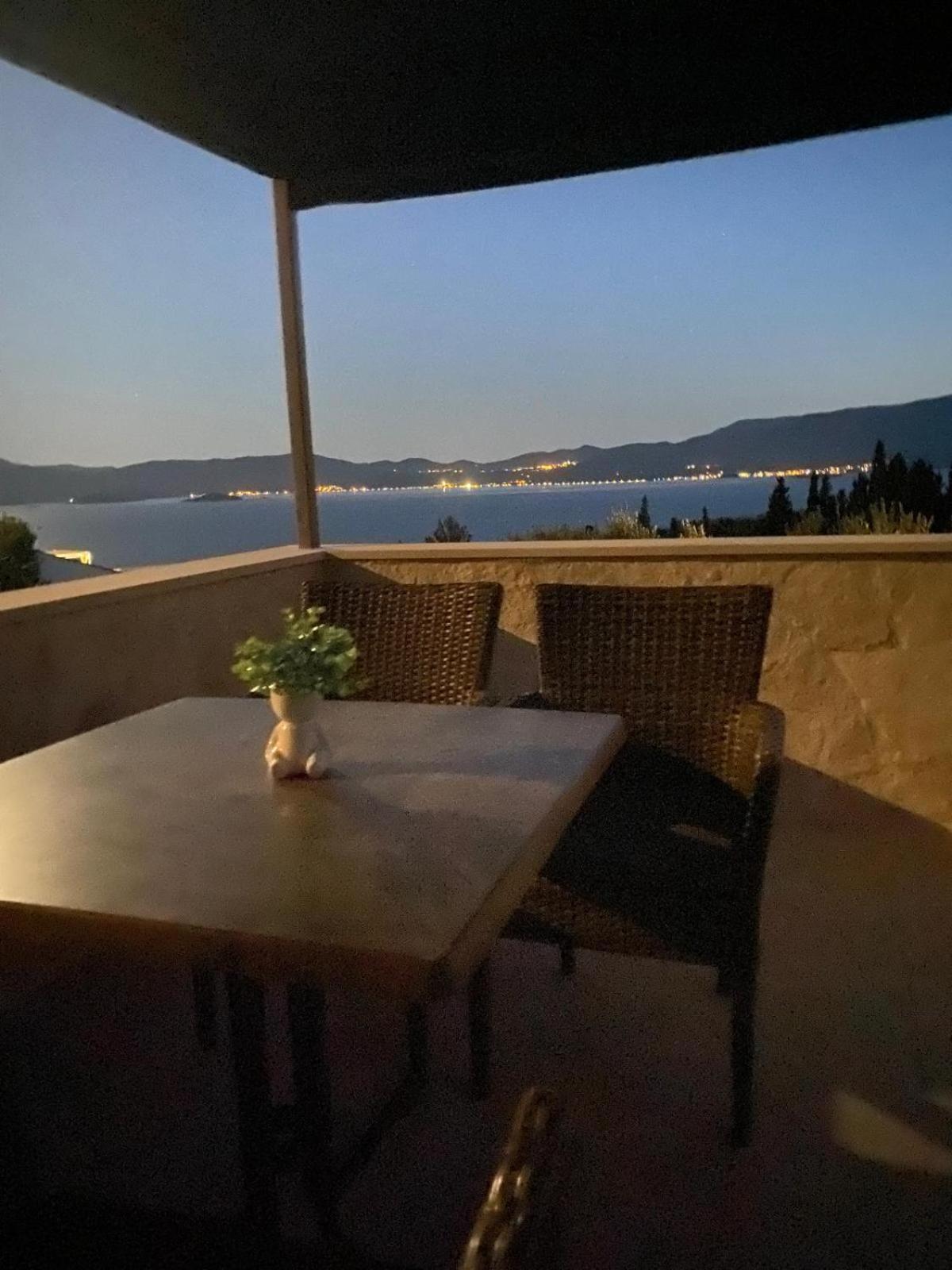 Apartmani Kremena Small Beach 200M Klek Extérieur photo
