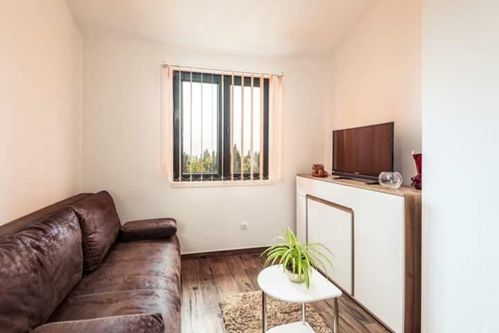 Apartmani Kremena Small Beach 200M Klek Extérieur photo